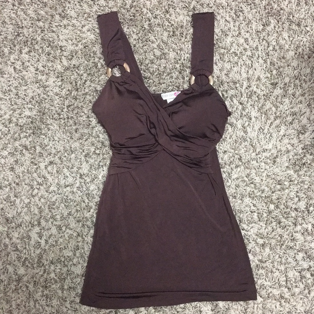 Brown fitted tank top